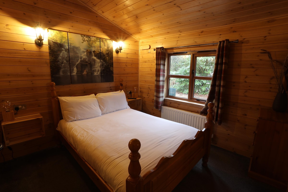 Bedroom 1 with double bed