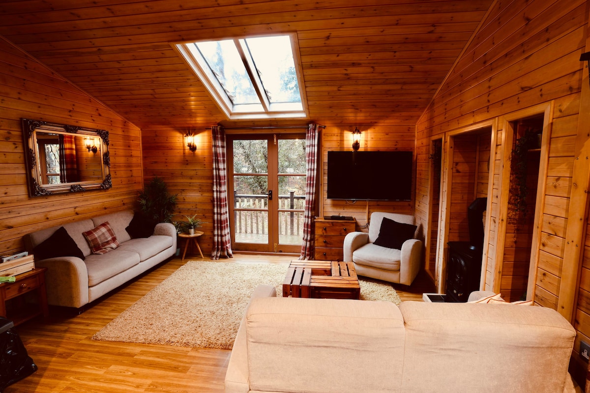 Rustic log cabin in the woods, Hampshire